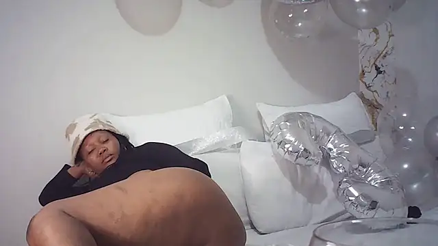 xxBoobieGal's Live XXX Chat