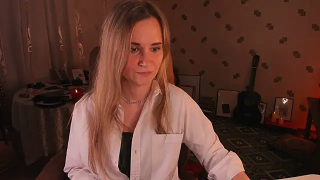 Chatroom XXX en direct de MiaSparkes