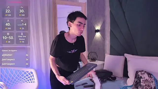 Andy_vergara1 Adlı Modelin Canlı XXX Sohbeti