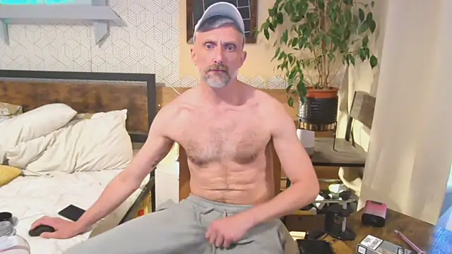Chat XXX en directo de your-new-hoT-uncle