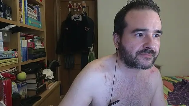 Chat XXX en directo de curiosillo83