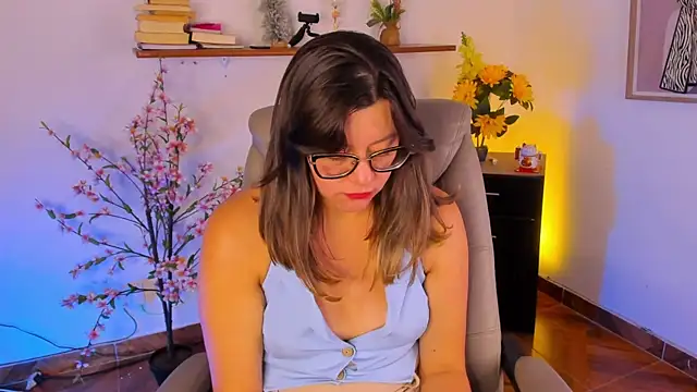 Chanelll_Taylorr_ 라이브 XXX 채팅