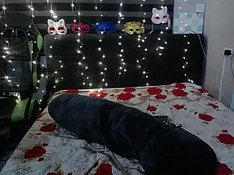 BigCockEricaTs69 XXX чат на живо