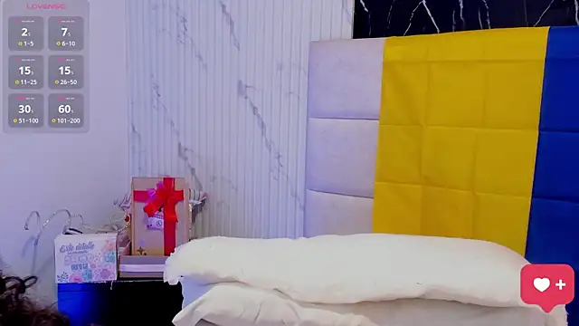 Reginavegaa Chat XXX in diretta
