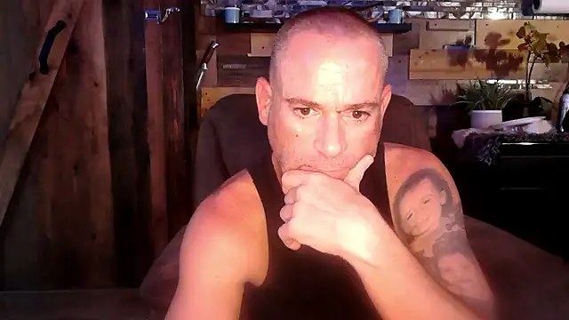 צ'אט XXX בשידור חי של MISTERANDDEMI