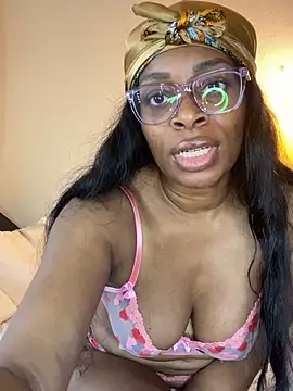 CaliBabiethe1's Live XXX Chat