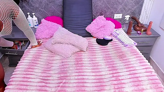 AndreaFletcher's Live XXX Chat