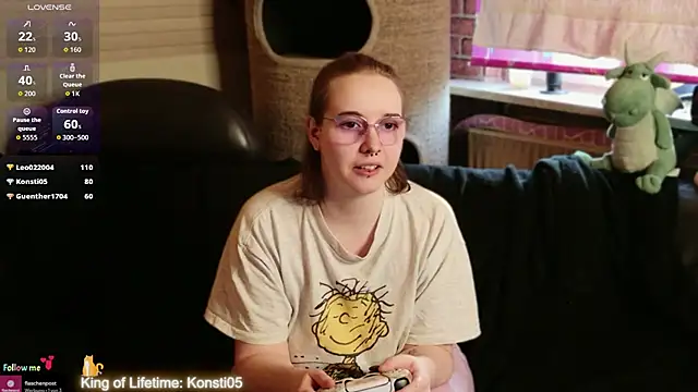 XXX chat uživo modela GamerGirl_Eve