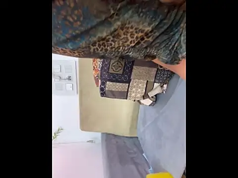 Your_sonam_ লাইভ XXX চ্যাট