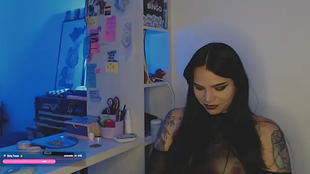 aleksanoir live XXX chat