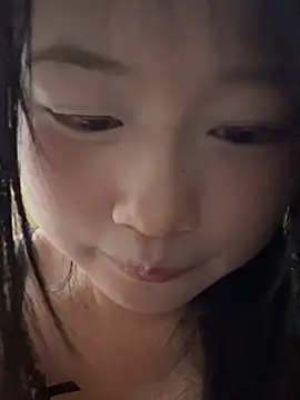 xiaozhu-668's Live XXX Chat