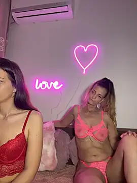 צ'אט XXX בשידור חי של Sabrinedivinee