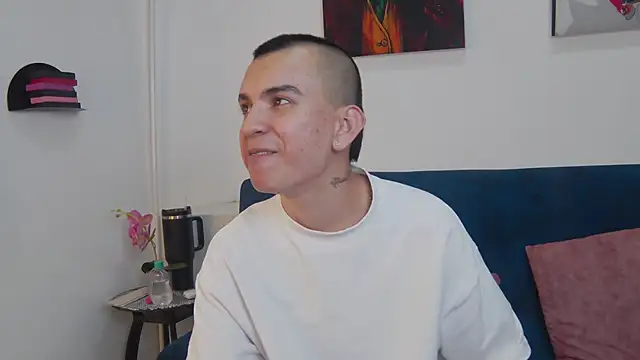 Chat XXX ao vivo de Rowan_Cley