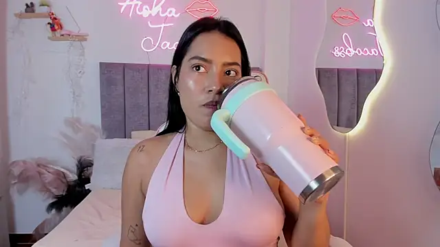 Chat +18 de jacobss_gh ao vivo