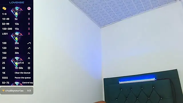 hotboyluxe live XXX chat
