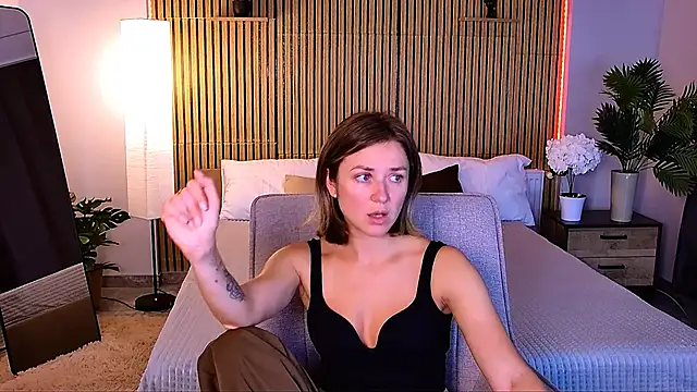 EmeraldGlow – Naživo XXX chat