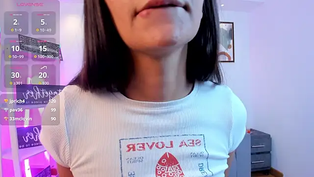 martina_mancini's Live XXX Chat