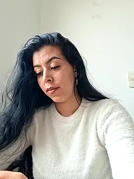 Chatroom XXX en direct de Luianna
