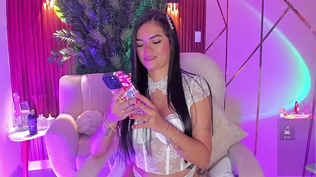 foxxxmegan – Naživo XXX chat