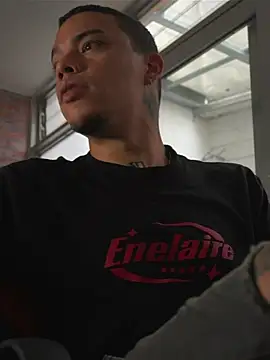 AlphaMasterXxx Live XXX-chat
