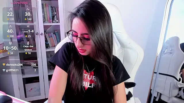 แชท XXX สดของ AgathaBlair