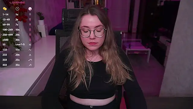 Онлайн чат XXX RemyCute