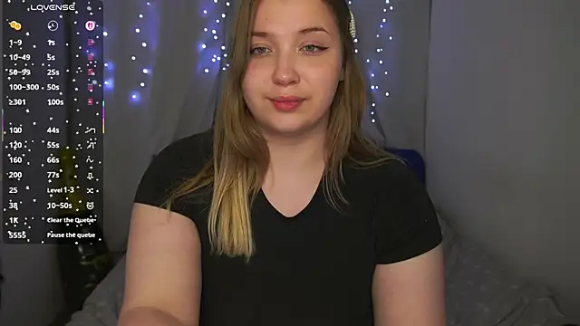 Czat XXX na żywo – CuteSharloti