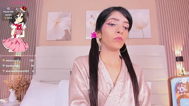LisaLain's Live XXX Chat