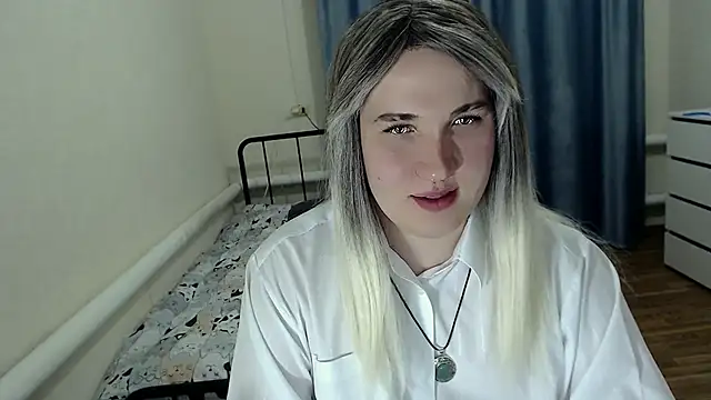 XXX chat uživo modela EvaMiron