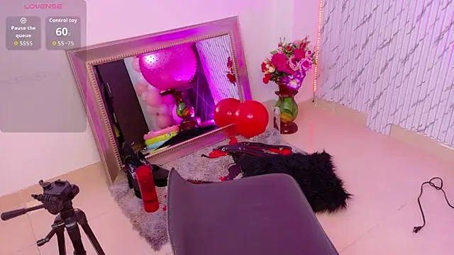 Živý XXX chat lararoberts_