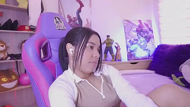 madelyn_rose_'s Live XXX Chat