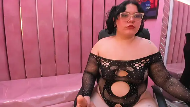Sweet_Nova_ Chat XXX in diretta