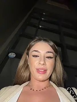 Chat XXX en directo de IsabellaEtthan