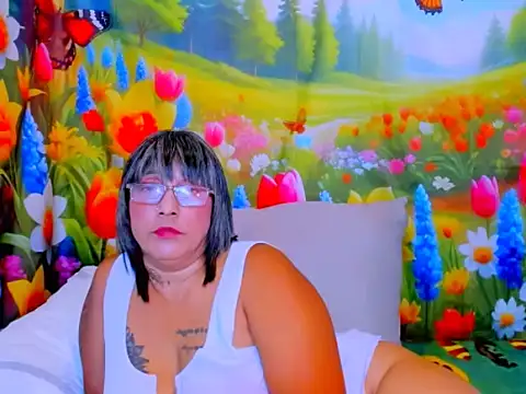 indianroxy: απευθείας συνομιλία ΧΧΧ
