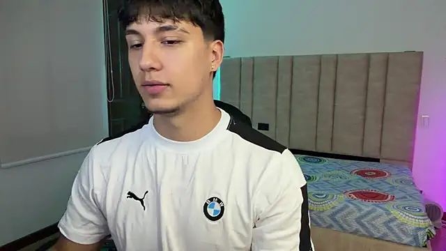 CHRIS_MORGAN1 Live XXX-chat
