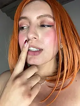 VioletPearson Chat XXX in diretta