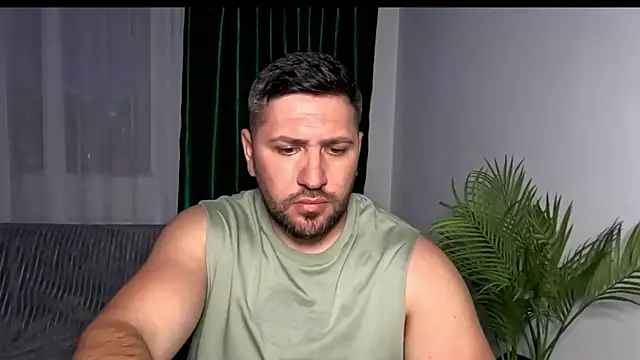 دردشة Gold_Alpha_Boy الجنسية المباشرة