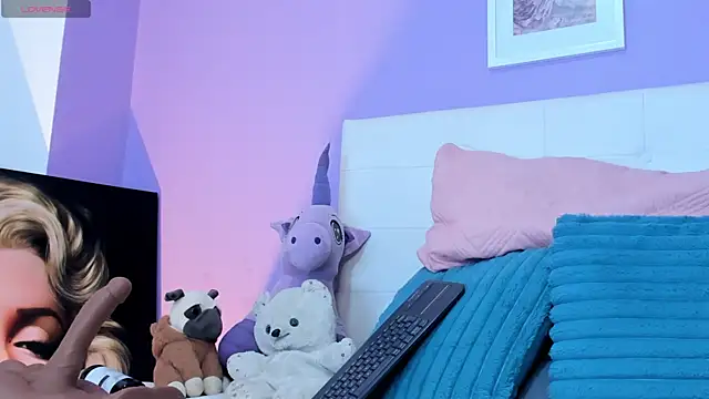 Živý XXX chat Charlotte11-11