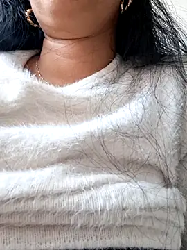 Luianna লাইভ XXX চ্যাট