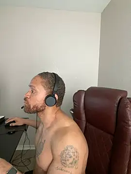 Fathero1time Live XXX Chat