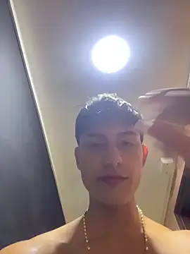 Chat XXX en directo de Lander_Cruz