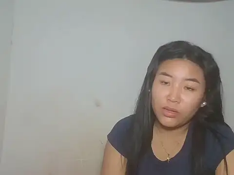 Zyeiii লাইভ XXX চ্যাট