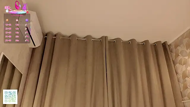 DaynaMachaのライブXXXチャット
