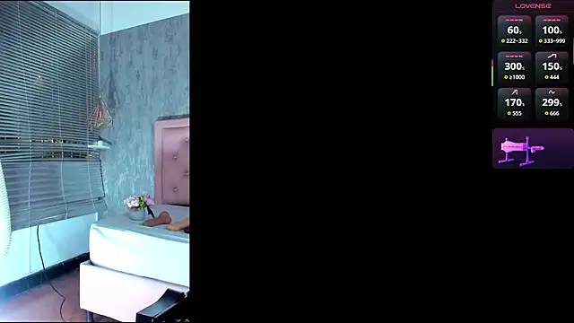 naomidibello Live XXX-Chat