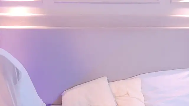 NaomiKlarcn Live XXX chat