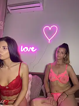 Sabrinedivinee's Live XXX Chat