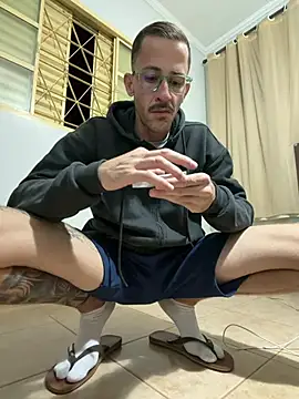 XXX chat uživo modela MeladoDiMel