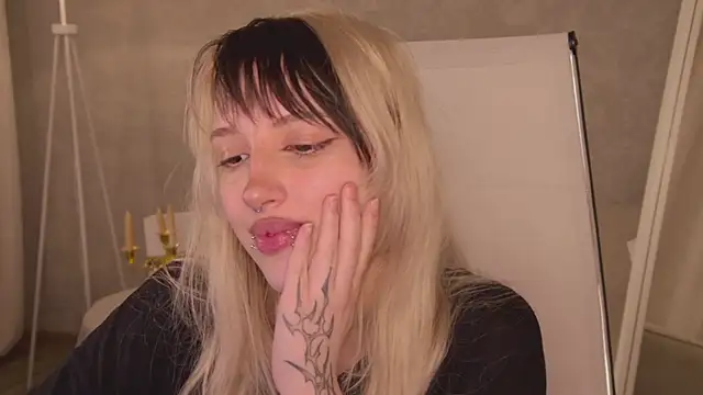 EevaMarie লাইভ XXX চ্যাট