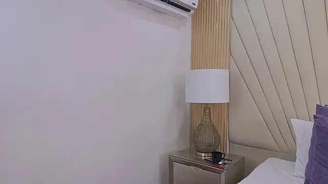 SaraLugo's Live XXX Chat