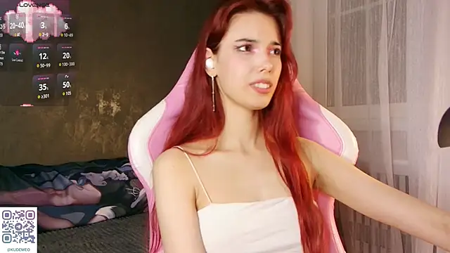 KudeMeows Chat XXX in diretta